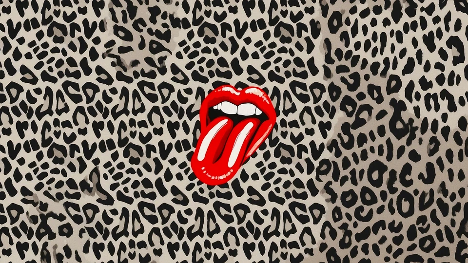 Bold Leopard Print Wallpaper