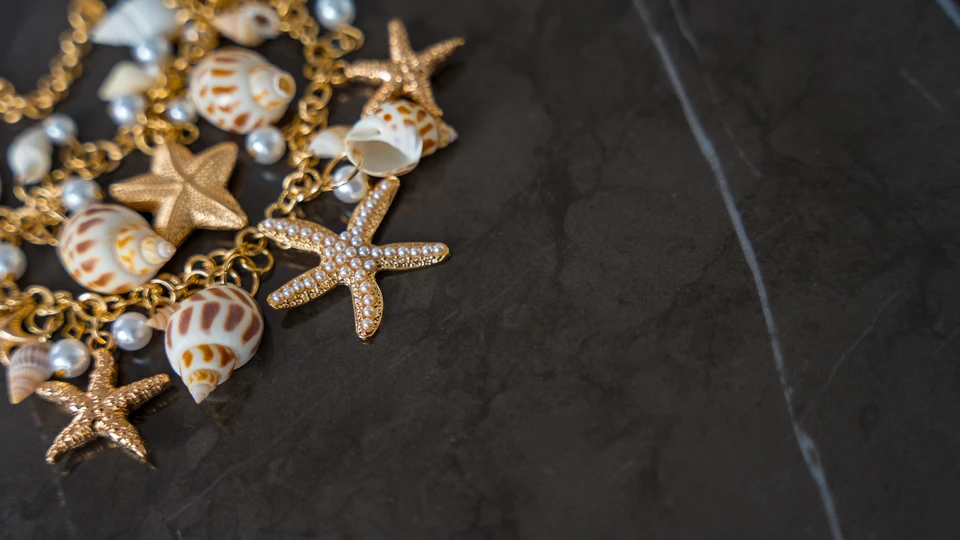 Gold Necklaces With Sea Stars 