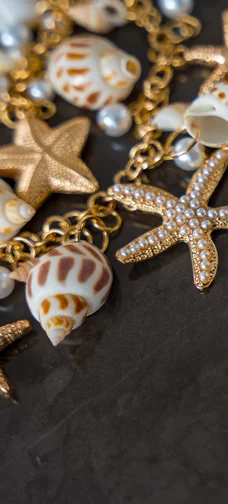 Gold Necklaces With Sea Stars 